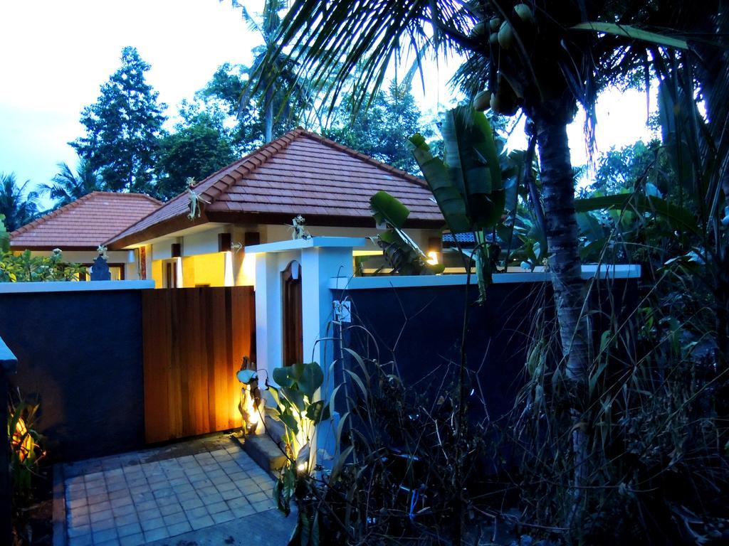Jayastuti House Villa อูบุด ห้อง รูปภาพ